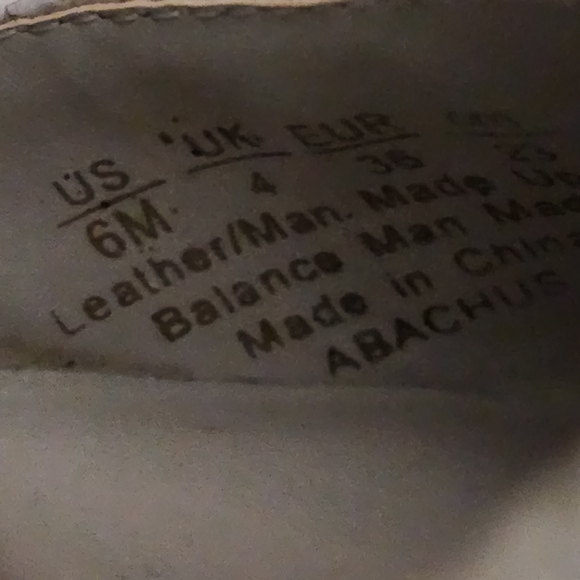 Michael Kors Black Studded heels size 6M - Picture 11 of 13